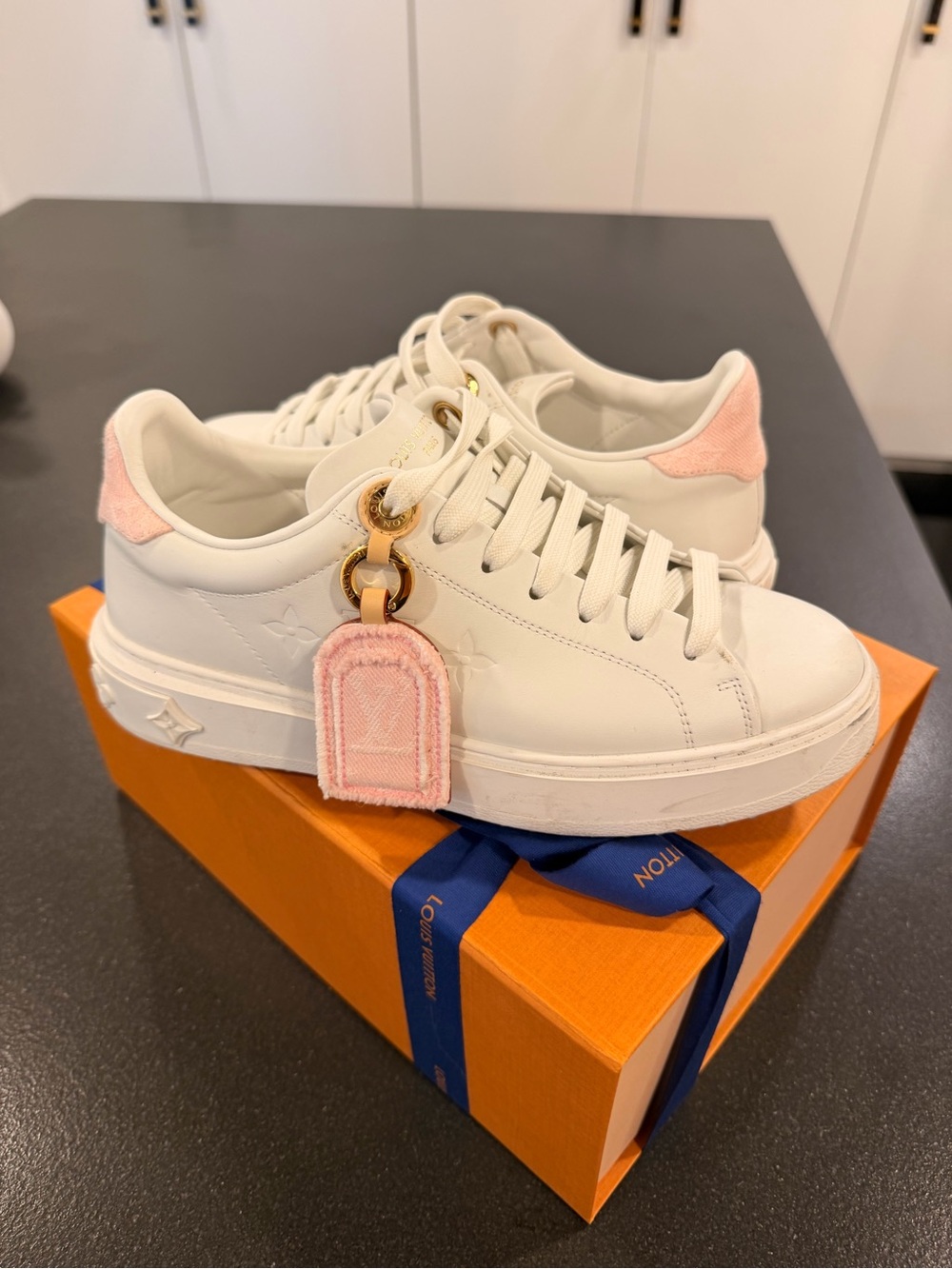 Louis Vuitton white Time Out Low-Top Sneakers with Pink